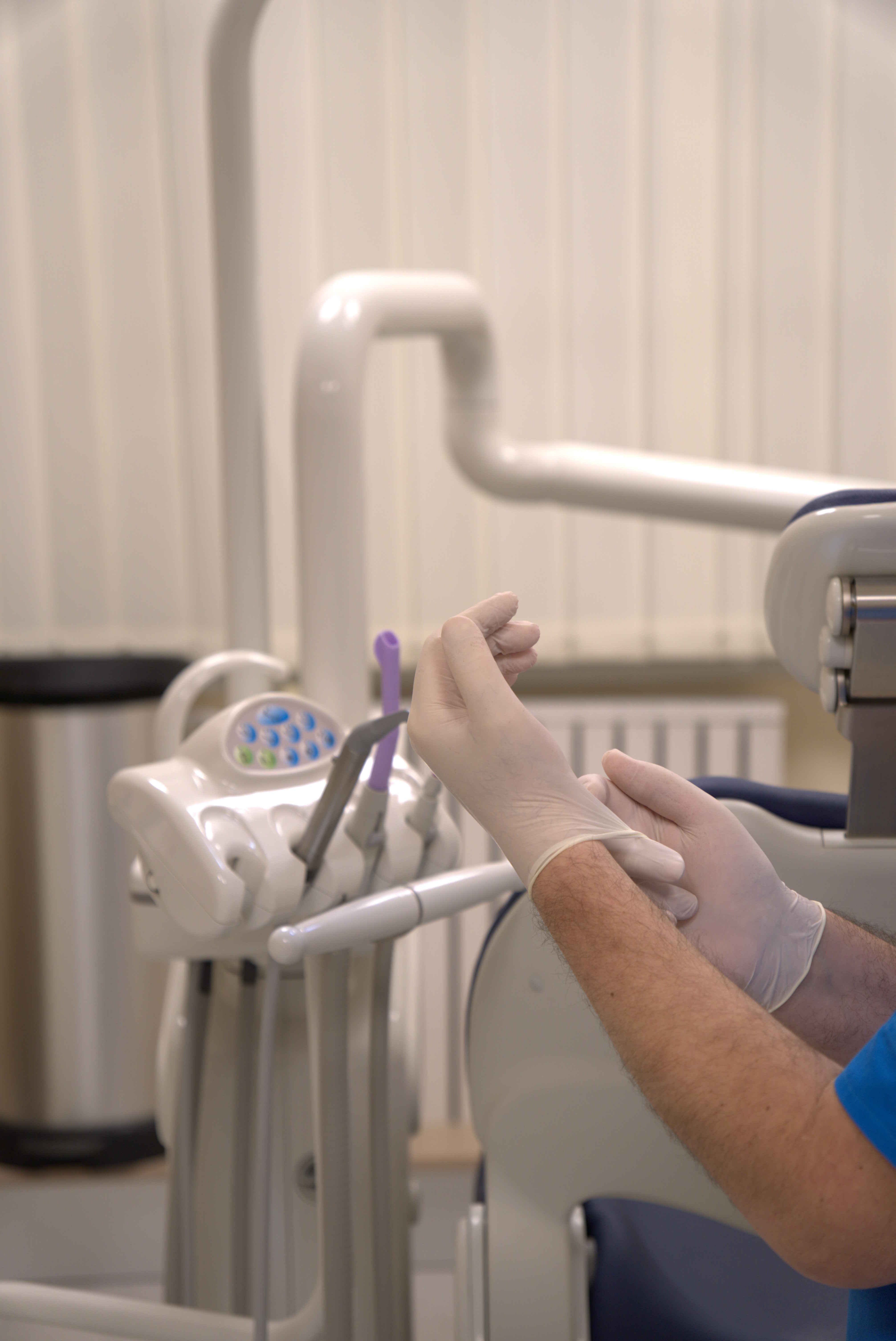 fogászati implantáció előkészítése